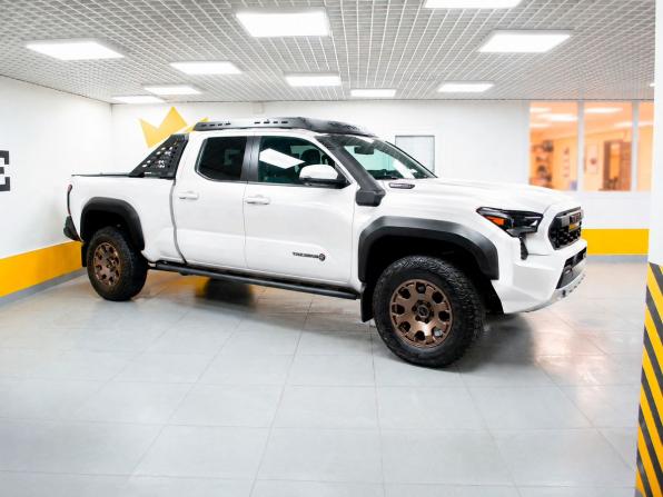 Toyota Tacoma IV с пробегом 2026 года, цена 11 199 000 рублей, 38 км, offers.body_type.unknown, Автокод Объявления