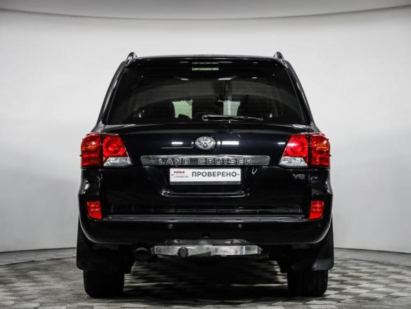 Toyota Land Cruiser 200 Series Рестайлинг 1 с пробегом 2013 года, цена 2 525 000 рублей, 667708 км, внедорожник, Автокод Объявления