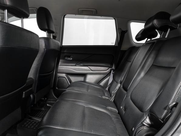 Mitsubishi Outlander III Рестайлинг 2 с пробегом 2017 года, цена 2 100 000 рублей, 165522 км, внедорожник, Автокод Объявления