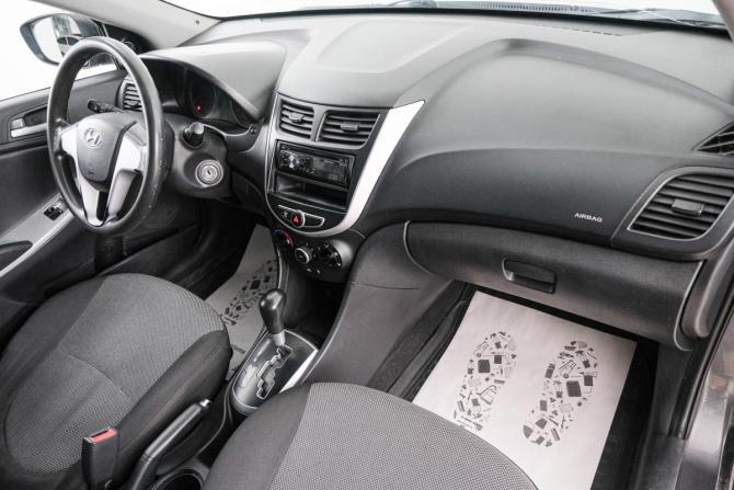 Hyundai Solaris I с пробегом 2012 года, цена 729 000 рублей, 199000 км, хэтчбек, Автокод Объявления
