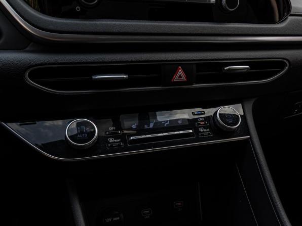 Hyundai Sonata VIII (DN8) с пробегом 2021 года, цена 2 325 000 рублей, 56472 км, седан, Автокод Объявления