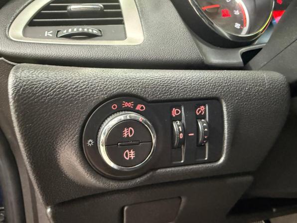 Opel Astra J с пробегом 2010 года, цена 599 000 рублей, 114000 км, хэтчбек, Автокод Объявления