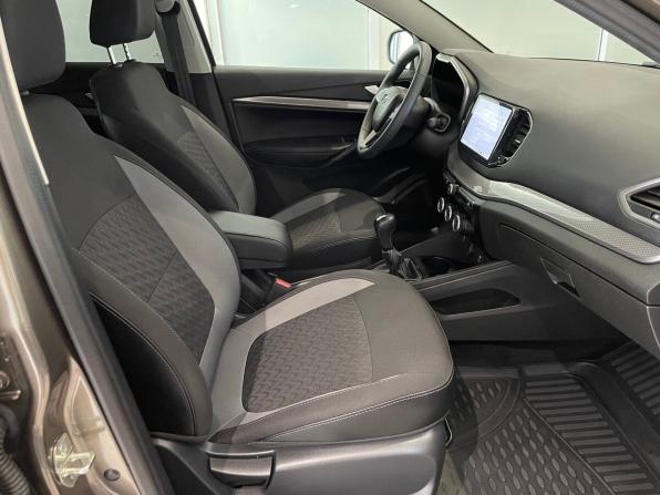 Lada (ВАЗ) Vesta I Рестайлинг (NG) с пробегом 2025 года, цена 1 349 000 рублей, 7729 км, седан, Автокод Объявления