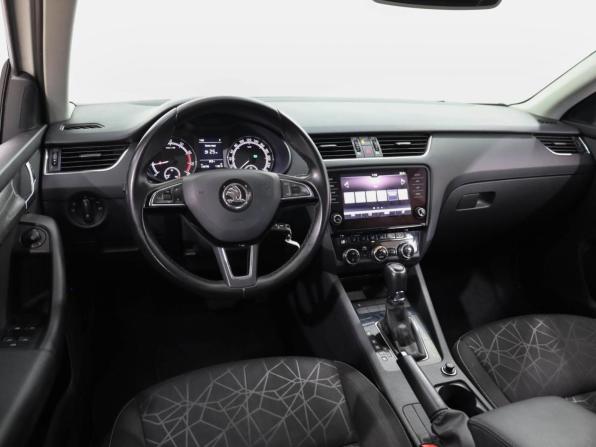 Skoda Octavia III (A7) Рестайлинг с пробегом 2018 года, цена 2 099 000 рублей, 126750 км, лифтбек, Автокод Объявления