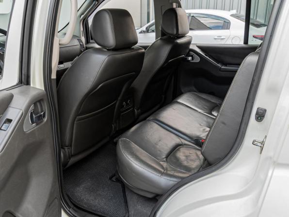 Nissan Pathfinder III Рестайлинг с пробегом 2013 года, цена 1 770 000 рублей, 192992 км, внедорожник, Автокод Объявления