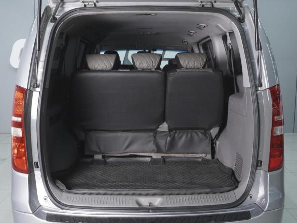 Hyundai H-1 II Рестайлинг с пробегом 2015 года, цена 1 960 000 рублей, 227864 км, минивэн, Автокод Объявления
