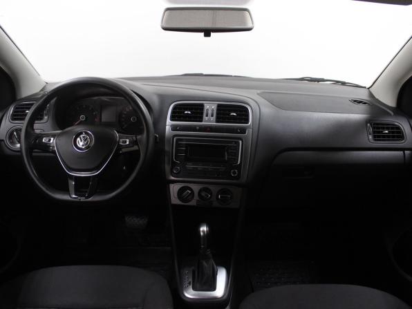 Volkswagen Polo V Рестайлинг с пробегом 2018 года, цена 1 039 900 рублей, 185845 км, седан, Автокод Объявления