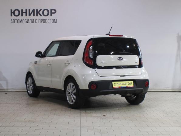 Kia Soul II Рестайлинг с пробегом 2018 года, цена 1 589 000 рублей, 87112 км, хэтчбек, Автокод Объявления