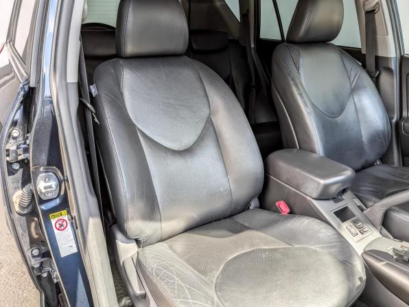 Toyota Ractis II с пробегом 2011 года, цена 1 540 000 рублей, 118930 км, хэтчбек, Автокод Объявления