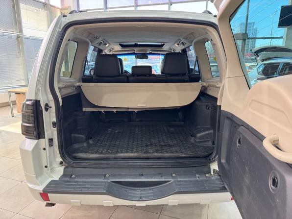 Mitsubishi Pajero IV Рестайлинг 1 с пробегом 2013 года, цена 2 290 000 рублей, 165675 км, внедорожник, Автокод Объявления