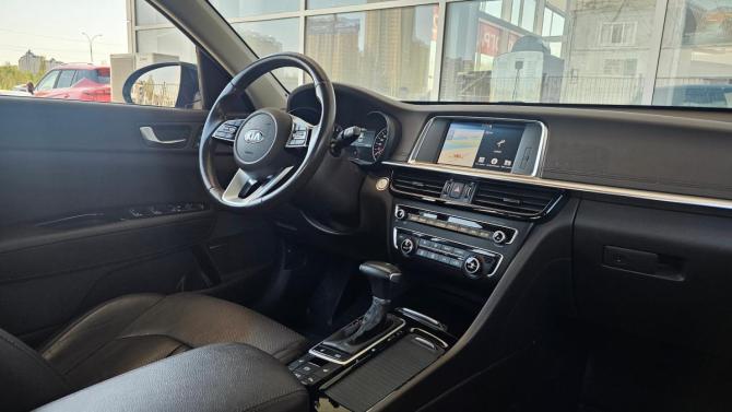 Kia Optima IV Рестайлинг с пробегом 2018 года, цена 2 249 000 рублей, 99975 км, седан, Автокод Объявления