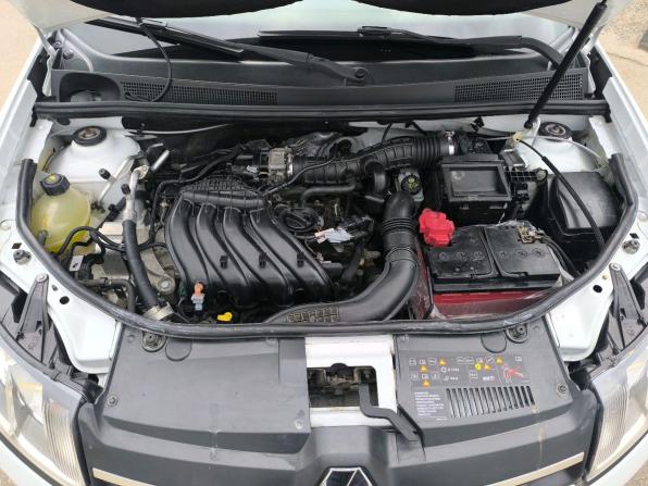Renault Logan II с пробегом 2017 года, цена 790 000 рублей, 123799 км, седан, Автокод Объявления