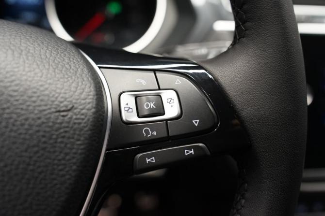 Volkswagen Tiguan II с пробегом 2017 года, цена 2 655 000 рублей, 151600 км, внедорожник, Автокод Объявления