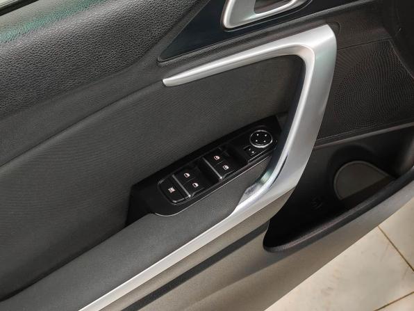 Kia Ceed III с пробегом 2019 года, цена 1 712 000 рублей, 89571 км, универсал, Автокод Объявления
