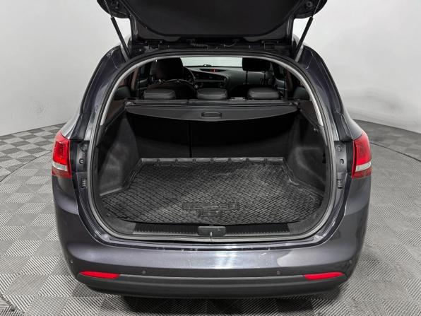 Kia Ceed II Рестайлинг с пробегом 2018 года, цена 1 075 025 рублей, 214982 км, универсал, Автокод Объявления