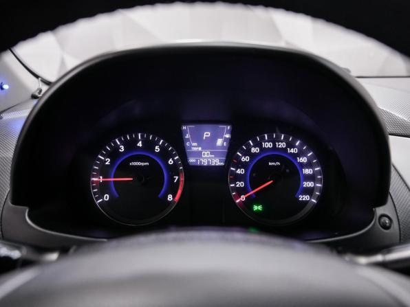 Hyundai Solaris I с пробегом 2013 года, цена 799 000 рублей, 179000 км, седан, Автокод Объявления