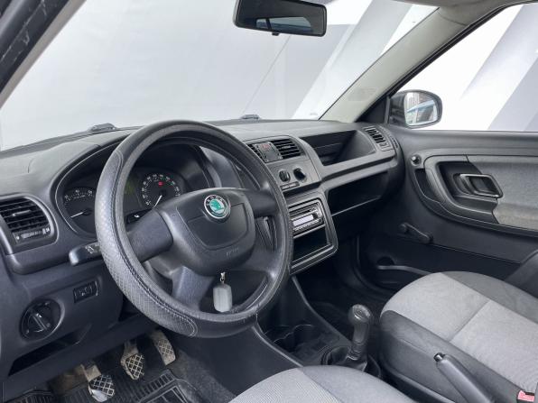 Skoda Fabia II Рестайлинг с пробегом 2010 года, цена 458 000 рублей, 175553 км, хэтчбек, Автокод Объявления