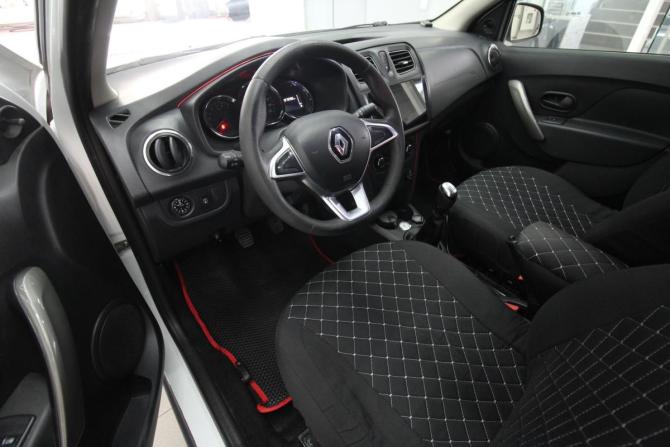 Renault Logan II Рестайлинг с пробегом 2019 года, цена 620 000 рублей, 197000 км, седан, Автокод Объявления