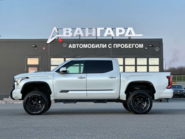 Toyota Tundra III с пробегом 2023 года, цена 8 850 000 рублей, 40568 км, offers.body_type.unknown, Автокод Объявления