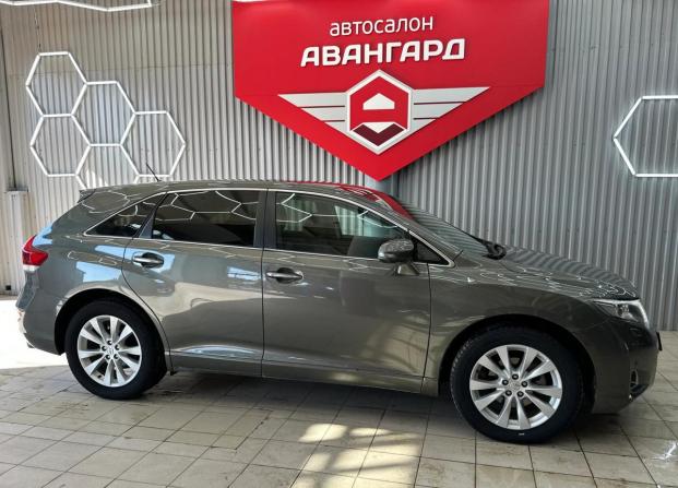 Toyota Venza I Рестайлинг с пробегом 2013 года, цена 2 140 000 рублей, 182000 км, внедорожник, Автокод Объявления