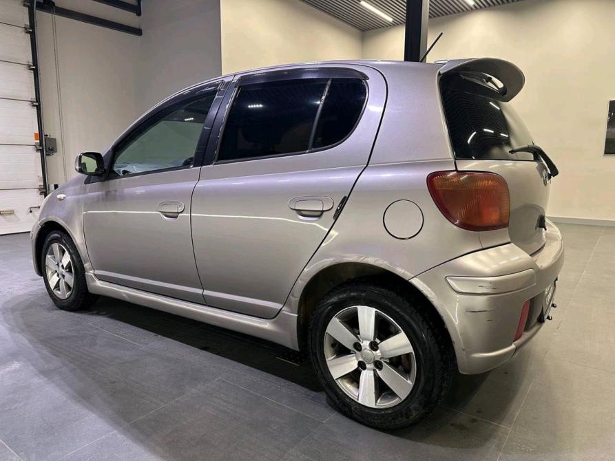 Toyota Vitz I (P10) Новосибирск  - изображение 4