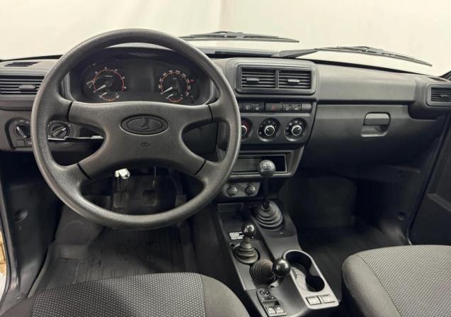 Lada (ВАЗ) Niva Legend I с пробегом 2024 года, цена 991 000 рублей, 5902 км, внедорожник, Автокод Объявления