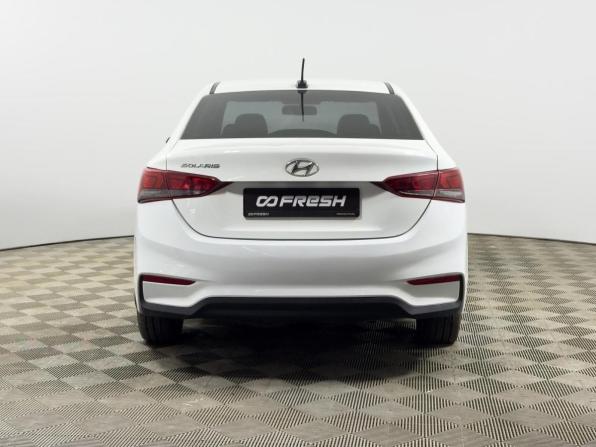 Hyundai Solaris II с пробегом 2018 года, цена 799 900 рублей, 190540 км, седан, Автокод Объявления