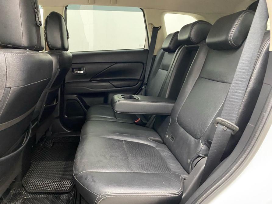 Mitsubishi Outlander III Рестайлинг 2 Энгельс  - изображение 32