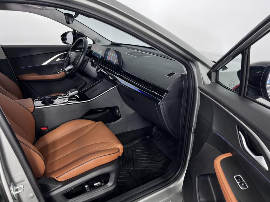 Omoda C5 I Калининград  - изображение 12