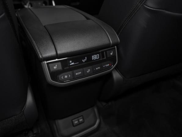Toyota Highlander IV (XU70) с пробегом 2026 года, цена 5 650 000 рублей, 50 км, внедорожник, Автокод Объявления