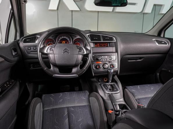 Citroen C4 II с пробегом 2011 года, цена 669 000 рублей, 152073 км, хэтчбек, Автокод Объявления