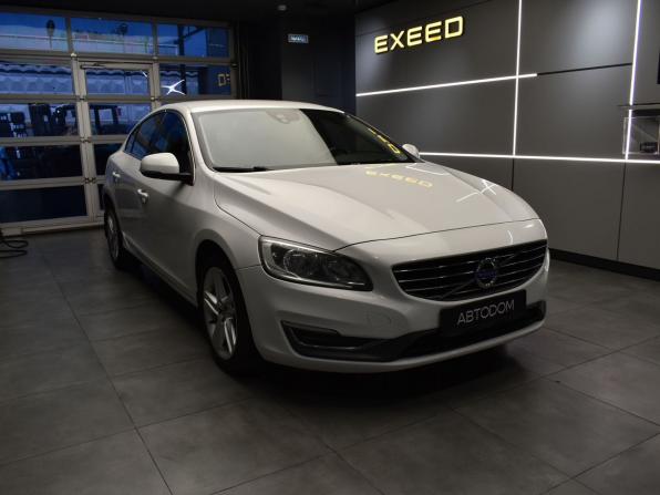 Volvo S60 II Рестайлинг с пробегом 2015 года, цена 1 727 000 рублей, 158095 км, седан, Автокод Объявления