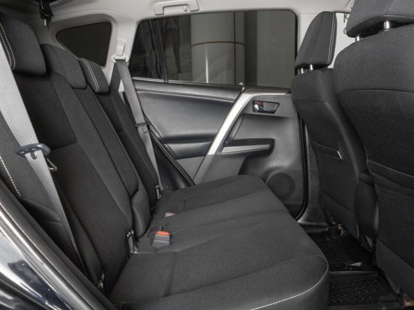 Toyota RAV4 IV (XA40) Рестайлинг с пробегом 2017 года, цена 2 359 658 рублей, 120767 км, внедорожник, Автокод Объявления