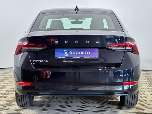Skoda Octavia IV (A8) с пробегом 2022 года, цена 2 350 000 рублей, 74918 км, лифтбек, Автокод Объявления