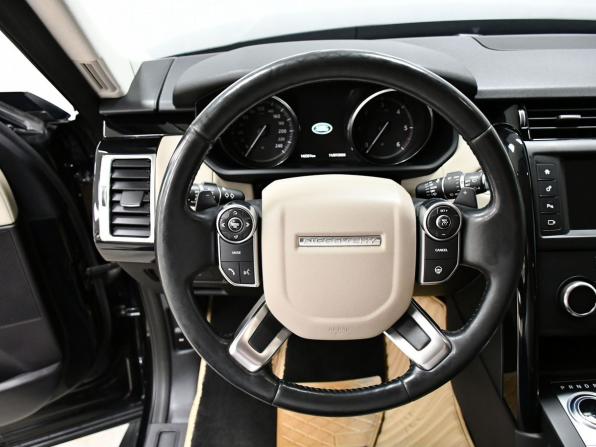 Land Rover Discovery V с пробегом 2017 года, цена 3 255 000 рублей, 142349 км, внедорожник, Автокод Объявления