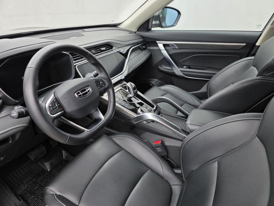 Geely Atlas Pro Москва  - изображение 9
