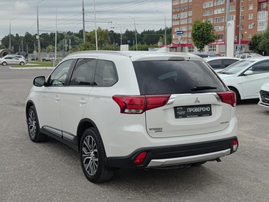 Mitsubishi Outlander III Рестайлинг 2 Йошкар-Ола  - изображение 8