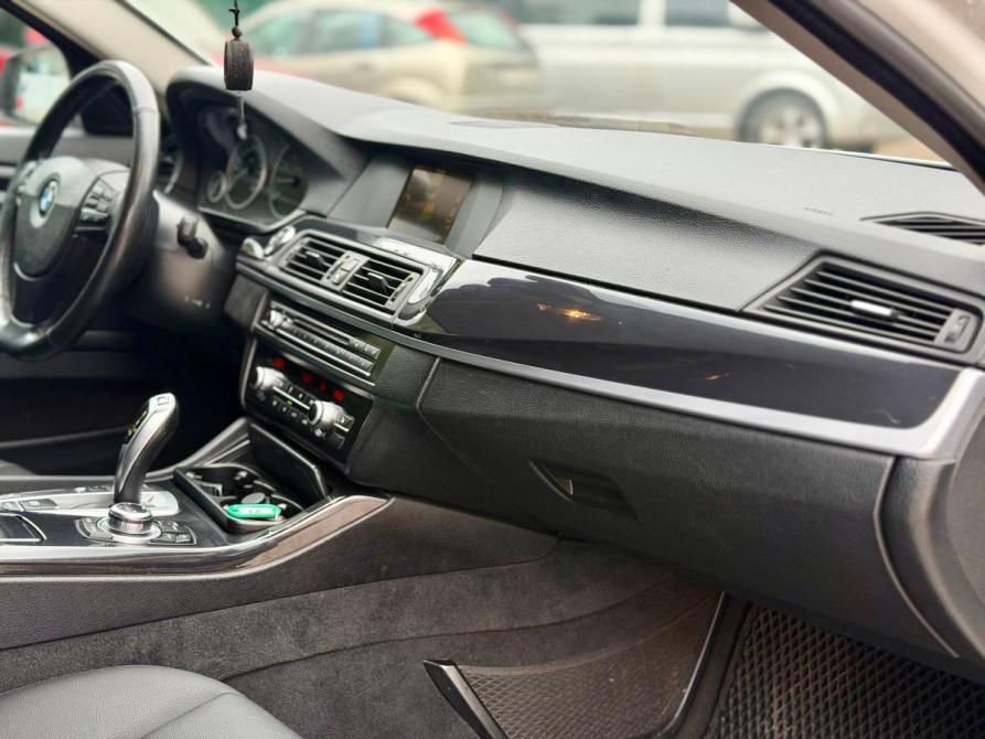 BMW 5 серии VI (F10/F11/F07) Великий Новгород  - изображение 17