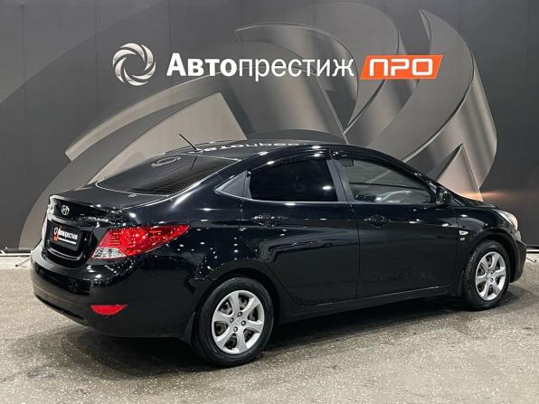 Hyundai Solaris I с пробегом 2013 года, цена 750 000 рублей, 179000 км, седан, Автокод Объявления