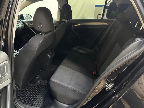 Volkswagen Golf VII с пробегом 2013 года, цена 930 000 рублей, 205712 км, хэтчбек, Автокод Объявления