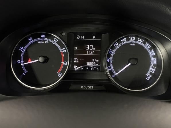 Skoda Rapid I Рестайлинг с пробегом 2019 года, цена 1 381 000 рублей, 96610 км, лифтбек, Автокод Объявления