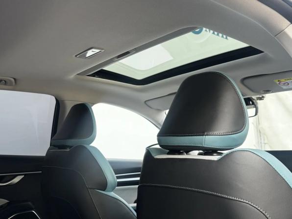 Geely Emgrand II с пробегом 2023 года, цена 1 585 000 рублей, 49185 км, седан, Автокод Объявления