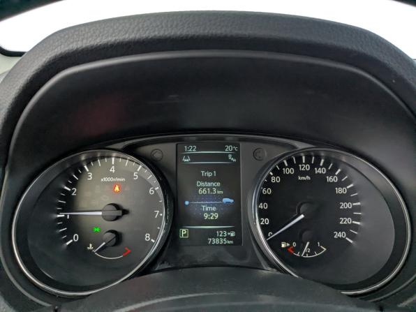 Nissan Qashqai II с пробегом 2017 года, цена 1 995 000 рублей, 73832 км, внедорожник, Автокод Объявления