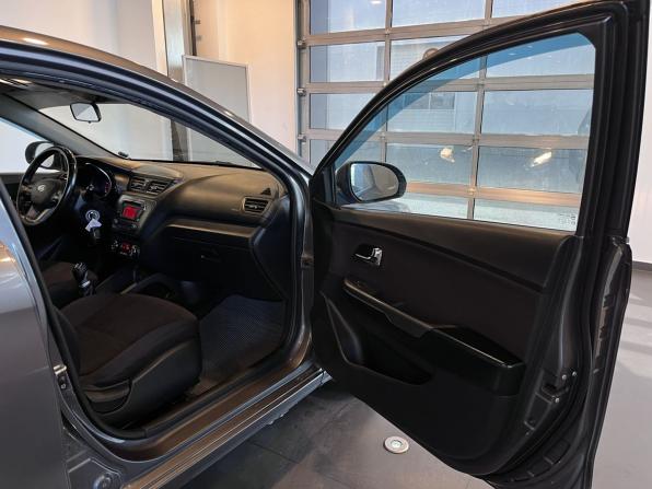 Kia Rio III с пробегом 2012 года, цена 710 000 рублей, 212629 км, седан, Автокод Объявления