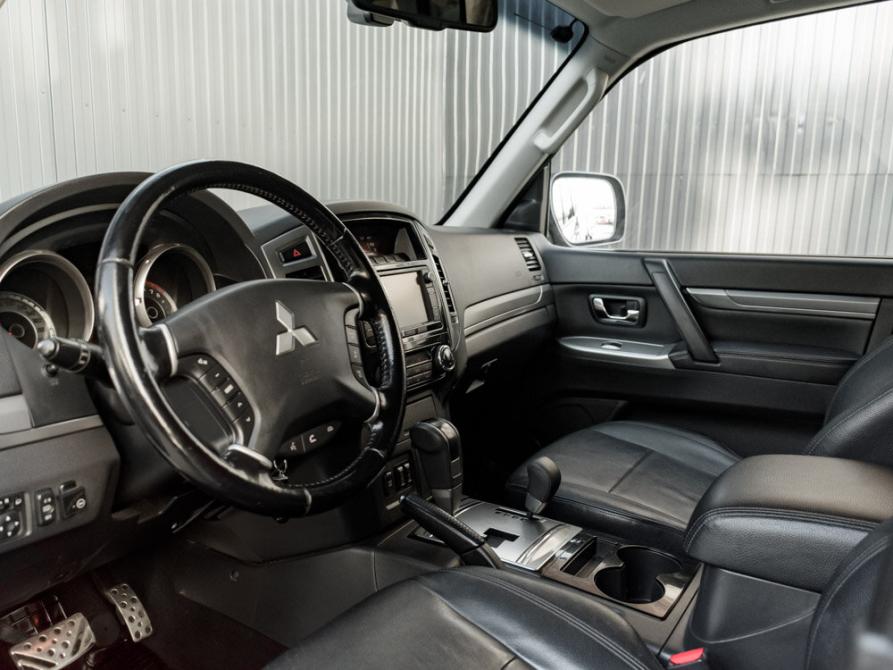 Mitsubishi Pajero IV Рестайлинг 2 Екатеринбург  - изображение 11