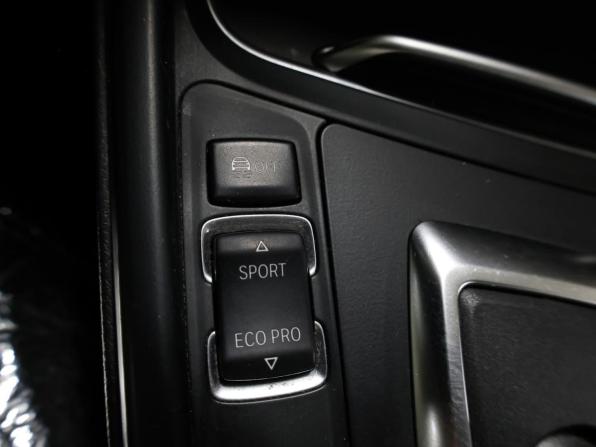 BMW 3 серии VI (F3x) Рестайлинг с пробегом 2016 года, цена 2 475 000 рублей, 71242 км, седан, Автокод Объявления