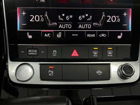 Audi A8 IV (D5) с пробегом 2018 года, цена 3 850 000 рублей, 240952 км, седан, Автокод Объявления