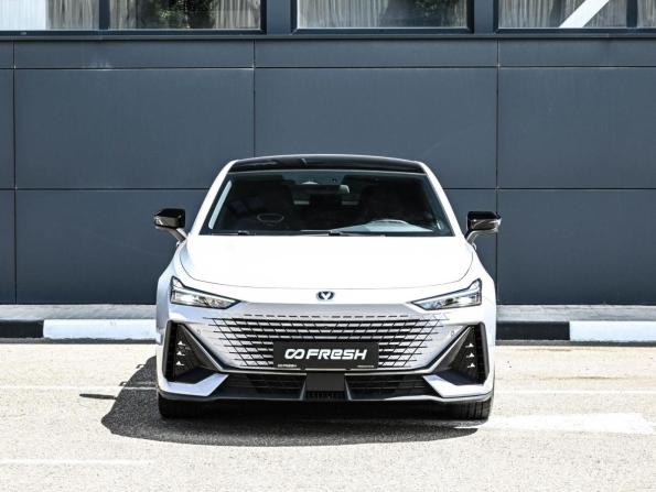 Changan UNI-V I с пробегом 2024 года, цена 2 499 000 рублей, 8013 км, лифтбек, Автокод Объявления