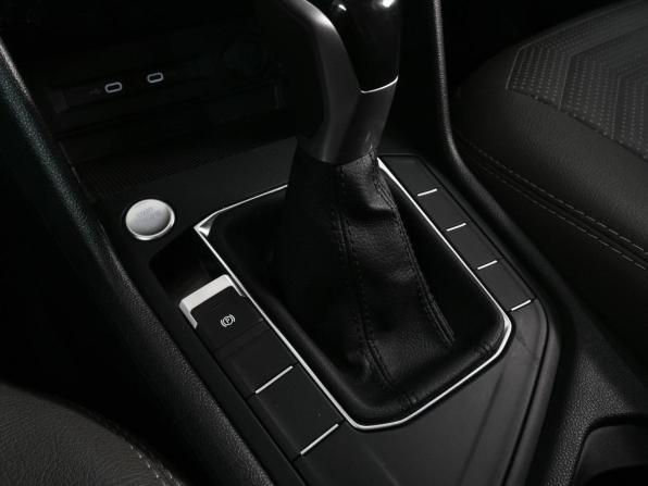 Volkswagen Taos I с пробегом 2022 года, цена 2 889 000 рублей, 24362 км, внедорожник, Автокод Объявления