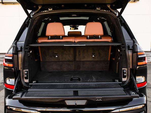 BMW X7 I (G07) Рестайлинг с пробегом 2025 года, цена 19 000 000 рублей, 858 км, внедорожник, Автокод Объявления